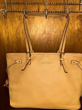 Spartina Beige Jetsetter Leather Tote with Double Shoulder Straps